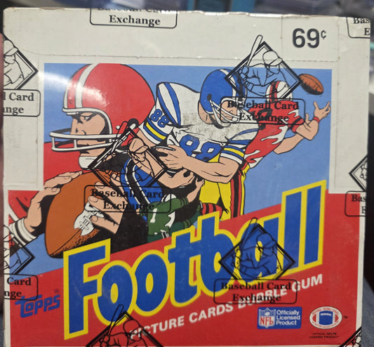 1986 Topps Football Cello Box (BBCE Wrapped)