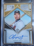 Chipper Jones 2019 Topps Transcendent Framed Auto #6/25