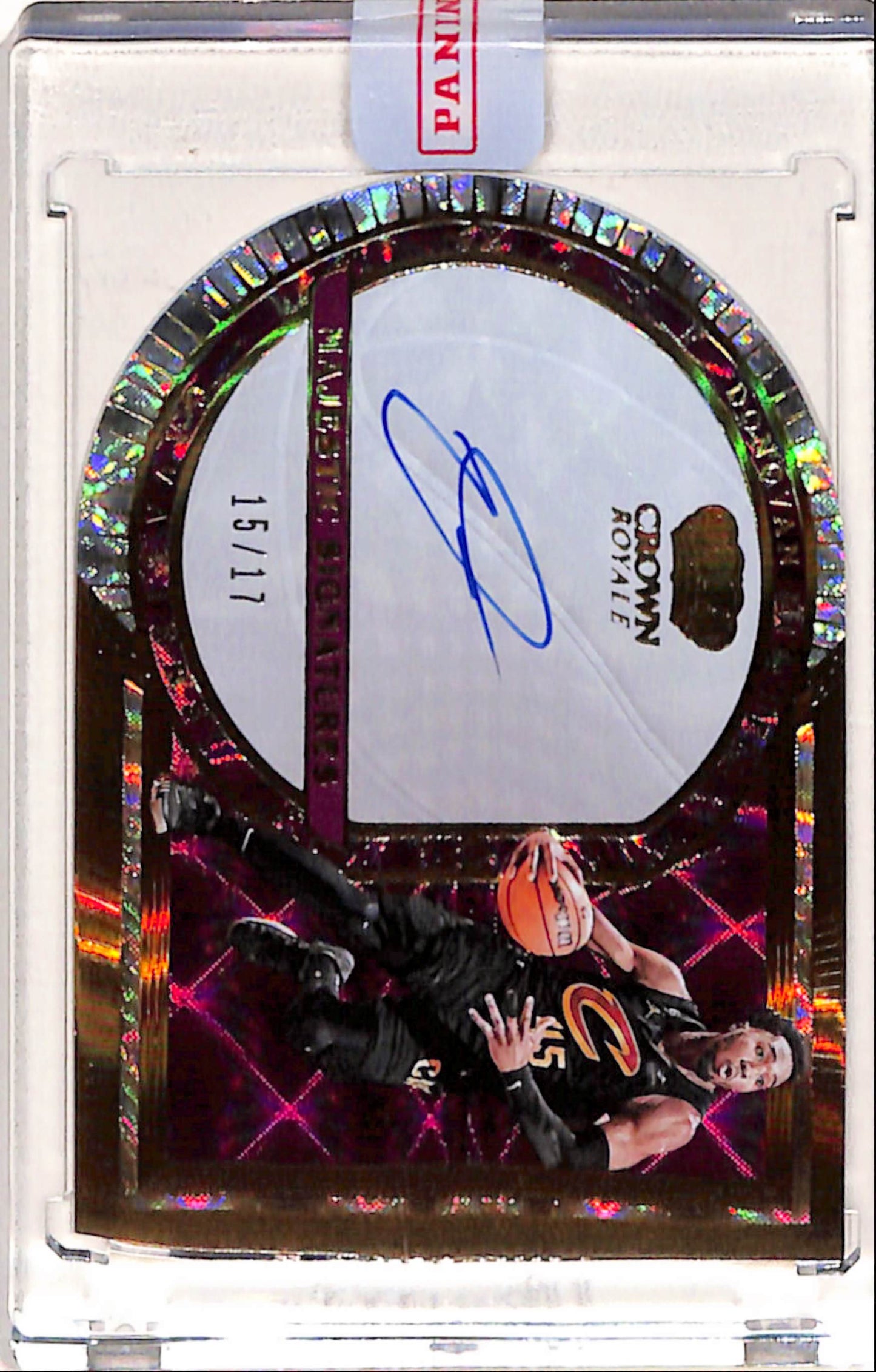 Donovan Mitchell 2023 Panini Crown Royale Majestic Signatures Auto #15/17