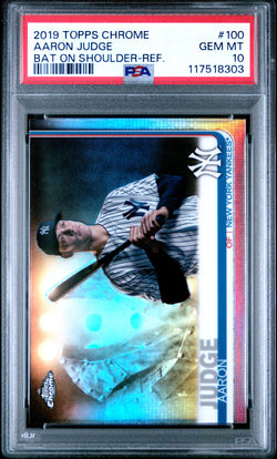 Aaron Judge 2019 Topps Chrome #100 Bat on Shoulder Refractor PSA 10 Gem Mint