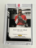 Elly de la Cruz 2023 Panini Noir Signatures Holo Gold #6/10