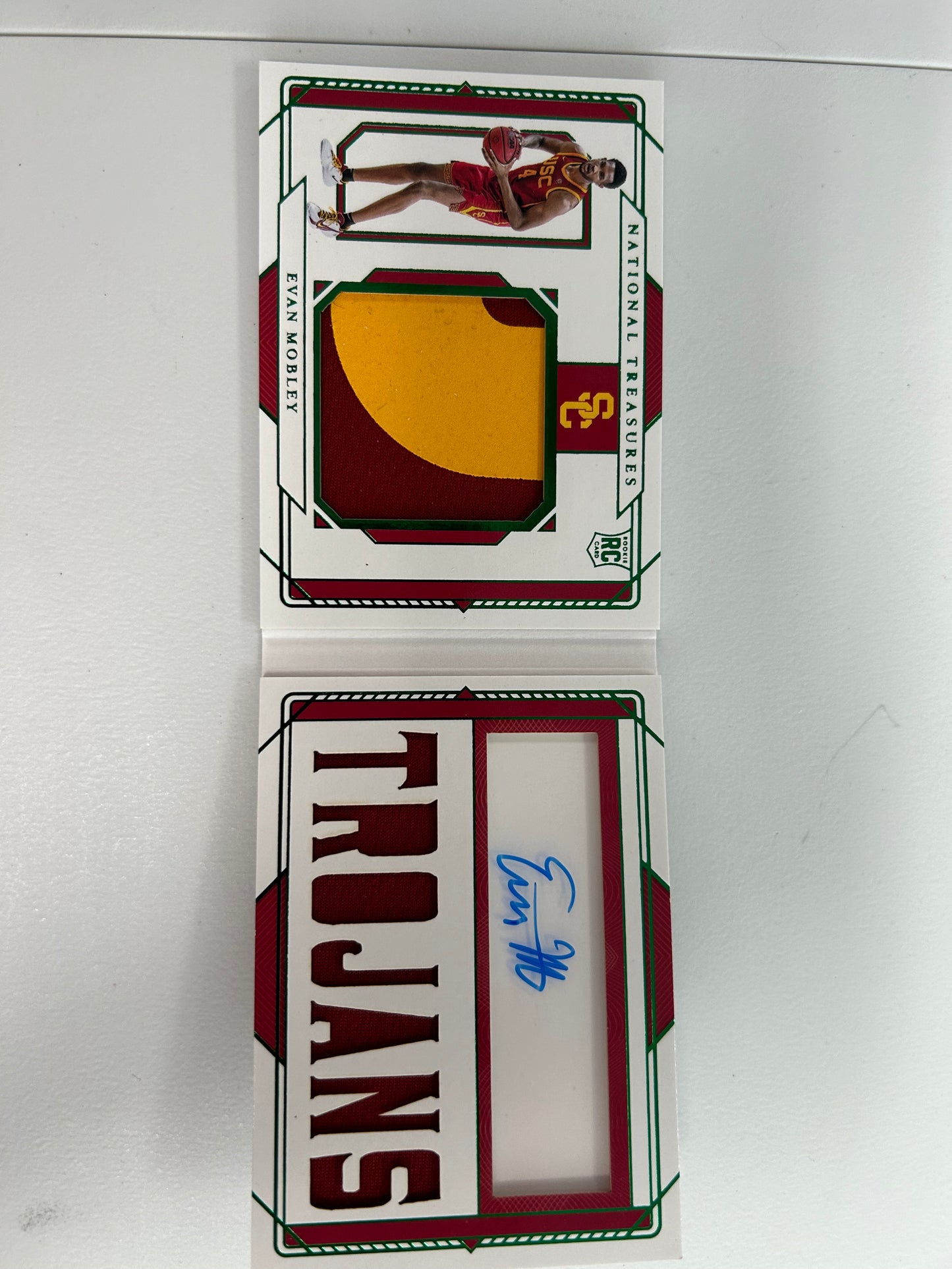 Evan Mobley 2021 National Treasures Booklet Patch Auto #3/5