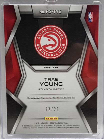 Trae Young 2020 Panini Spectra Rising Stars Pink Autographed Rookie #22/25